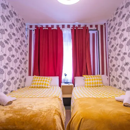 Lemon & Hotel